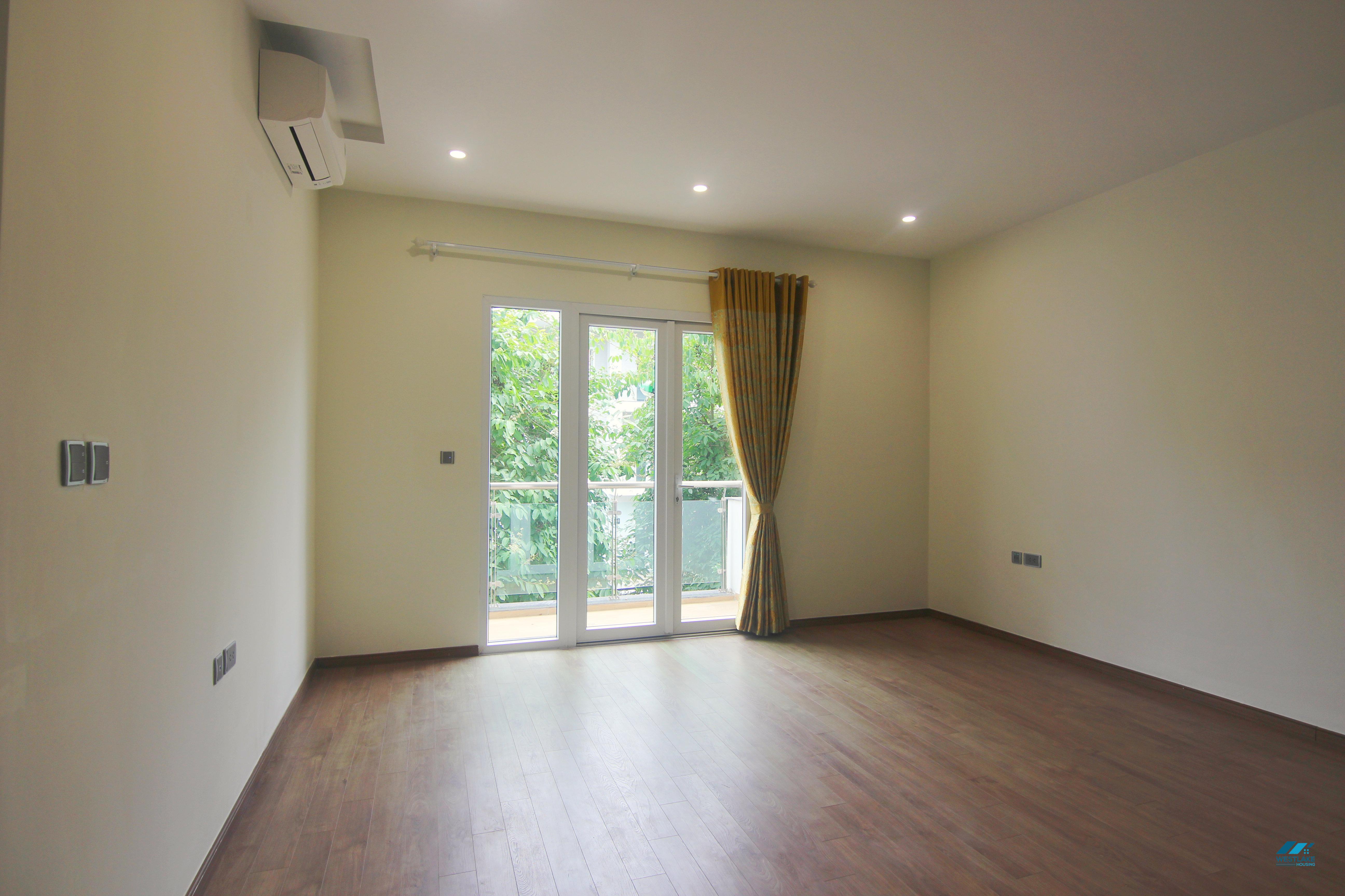 CHO THUÊ BIỆT THỰ 4 PHÒNG NGỦ MỚI – CIPUTRA, TÂY HỒ