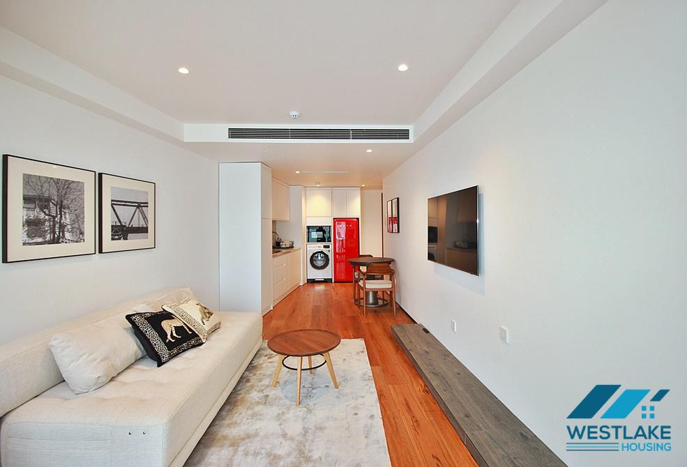 Căn Hộ Studio Hoàn Toàn Mới, Ban Công View Hồ Đẹp Cho Thuê Tại Tây Hồ, Hà Nội.