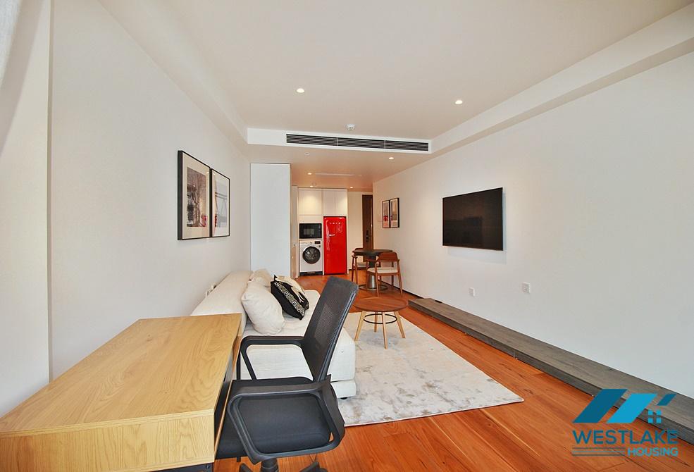 Căn Hộ Studio Hoàn Toàn Mới, Ban Công View Hồ Đẹp Cho Thuê Tại Tây Hồ, Hà Nội.