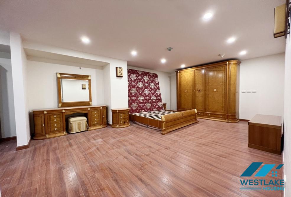 A nice apartment for rent in P building, Ciputra, Tay Ho, Ha Noi