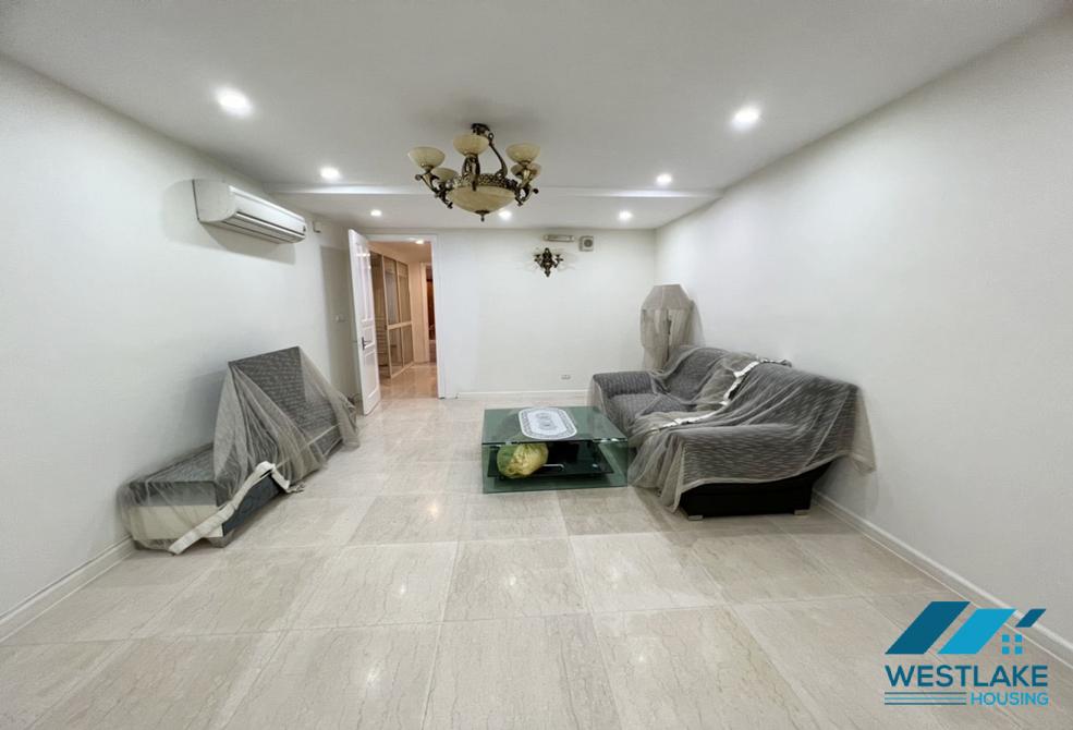 A nice apartment for rent in P building, Ciputra, Tay Ho, Ha Noi