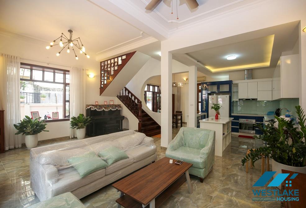 A beautiful modern villa for rent in Tay Ho, Ha Noi