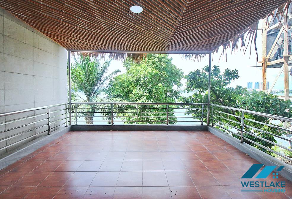 Lake view unfurnished house for rent in Tay Ho, Ha Noi Lake view unfurnished house for rent in Tay Ho, Ha Noi
