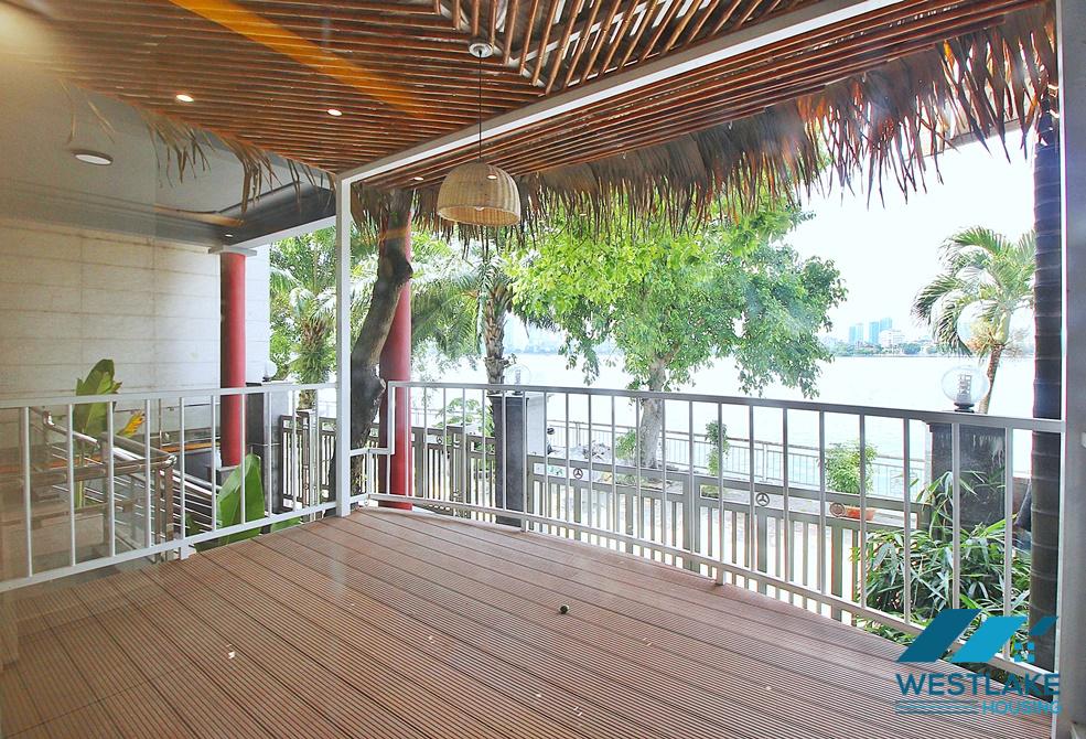 Lake view unfurnished house for rent in Tay Ho, Ha Noi Lake view unfurnished house for rent in Tay Ho, Ha Noi