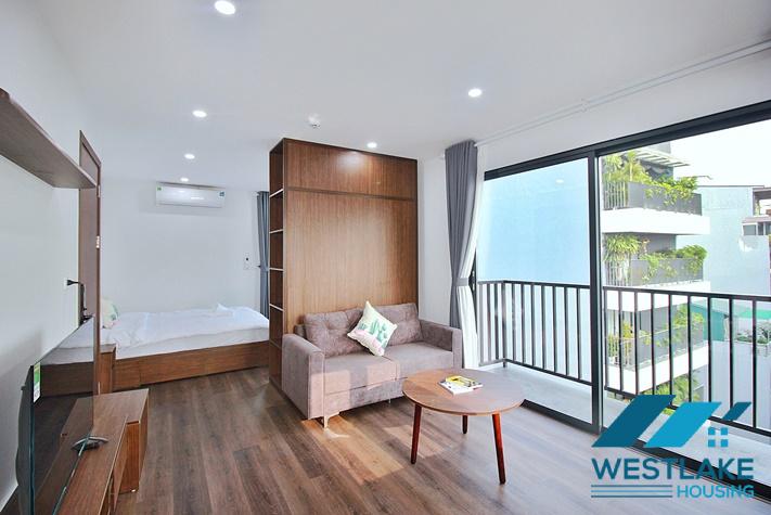 Căn Hộ Studio Mới Đẹp, Ban Công View Hồ, Thoáng Sáng Cho Thuê Tại Âu Cơ Tây Hồ, Hà Nội Căn Hộ Studio Mới Đẹp, Ban Công View Hồ, Thoáng Sáng Cho Thuê Tại Âu Cơ Tây Hồ, Hà Nội