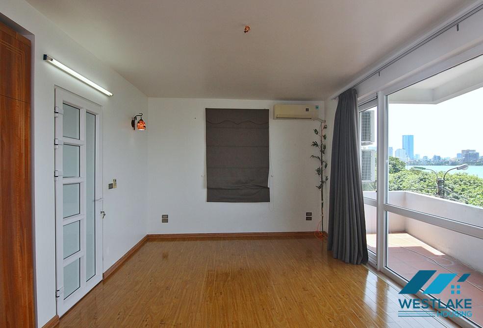 Lake view and unfurnished house for rent in Dang Thai Mai, Tay Ho