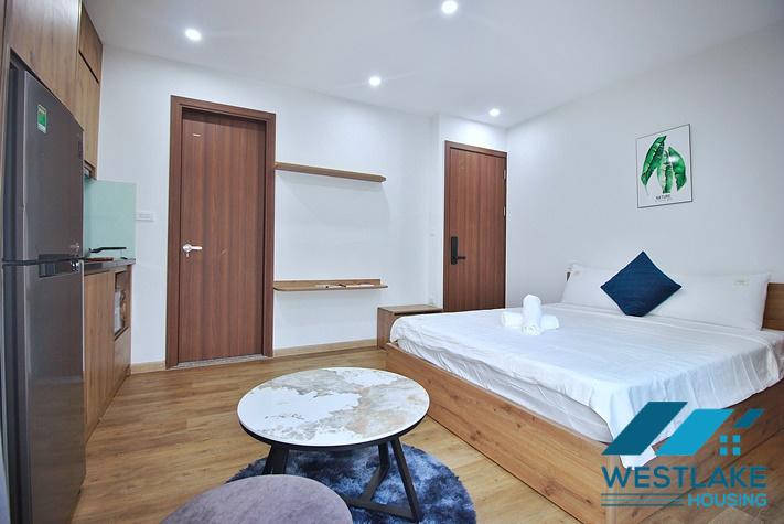 Căn Hộ Studio Mới Đẹp, Ban Công Sáng Thoáng  Cho Thuê Tại Âu Cơ Tây Hồ, Hà Nội