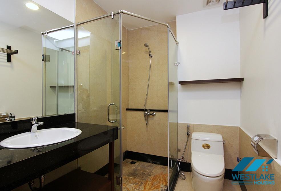 Spectacular 04 bedrooms apartment in Tay Ho, Ha Noi for rent.