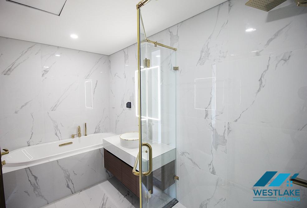 Unfurnished duplex apartment in Sunshine City for rent