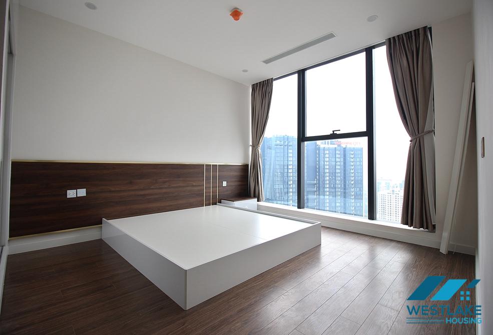 Unfurnished duplex apartment in Sunshine City for rent