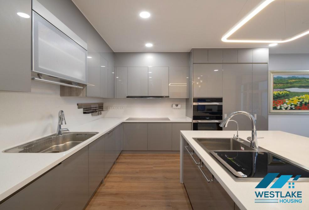 CHO THUÊ BIỆT THỰ TRẮNG – KHU C CIPUTRA