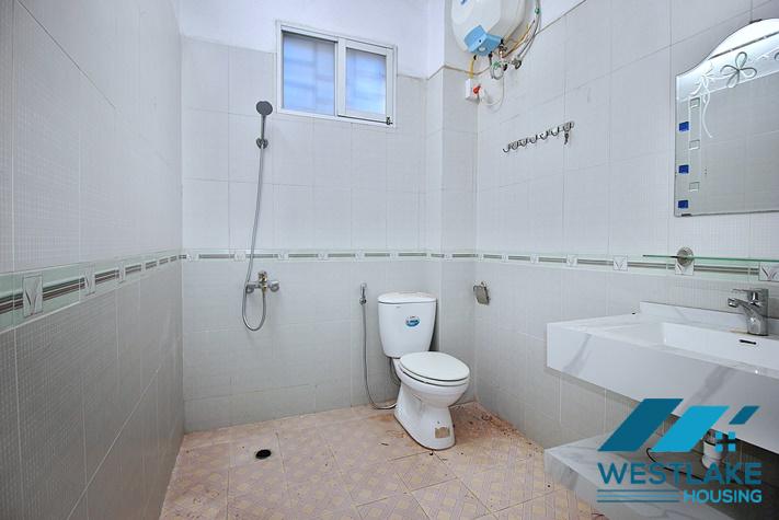 Cho Thuê Nhà 3 Phòng Ngủ Để Ở Hoặc Làm Quán Tại Đường Tô Ngọc Vân, Tây Hồ, Hà Nội. Cho Thuê Nhà 3 Phòng Ngủ Để Ở Hoặc Làm Quán Tại Đường Tô Ngọc Vân, Tây Hồ, Hà Nội.