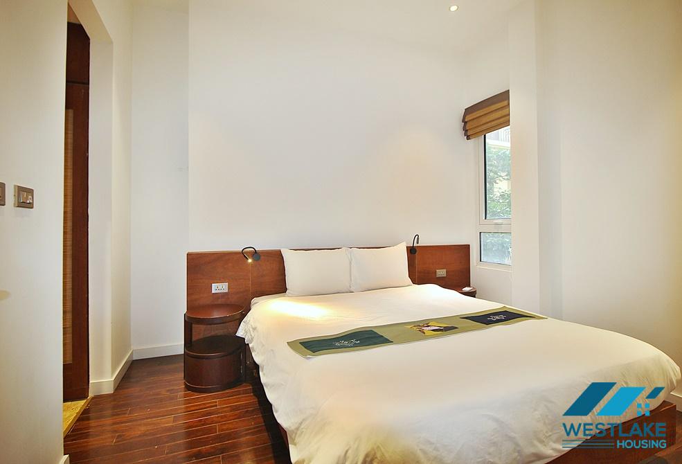 A marvellous 4 bedroom apartment for rent on Dang Thai Mai street, Tay Ho District