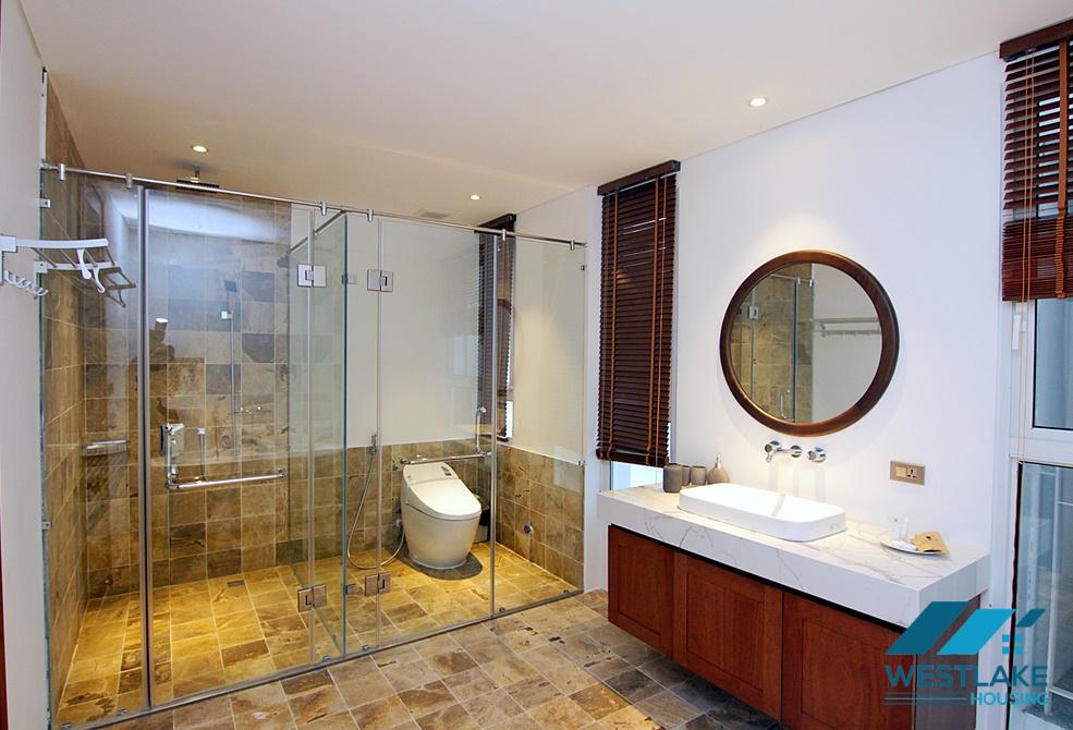 Luxurious 4 beds aparment for rent in Xom Chua, Dang Thai Mai area, Tay Ho