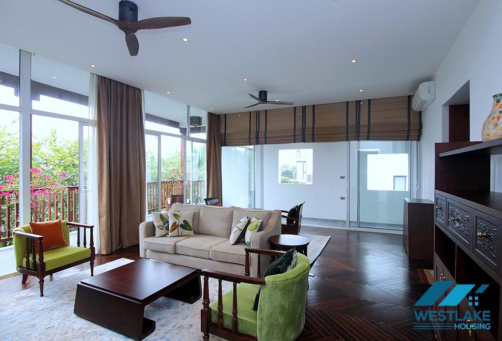 Luxurious 4 beds aparment for rent in Xom Chua, Dang Thai Mai area, Tay Ho