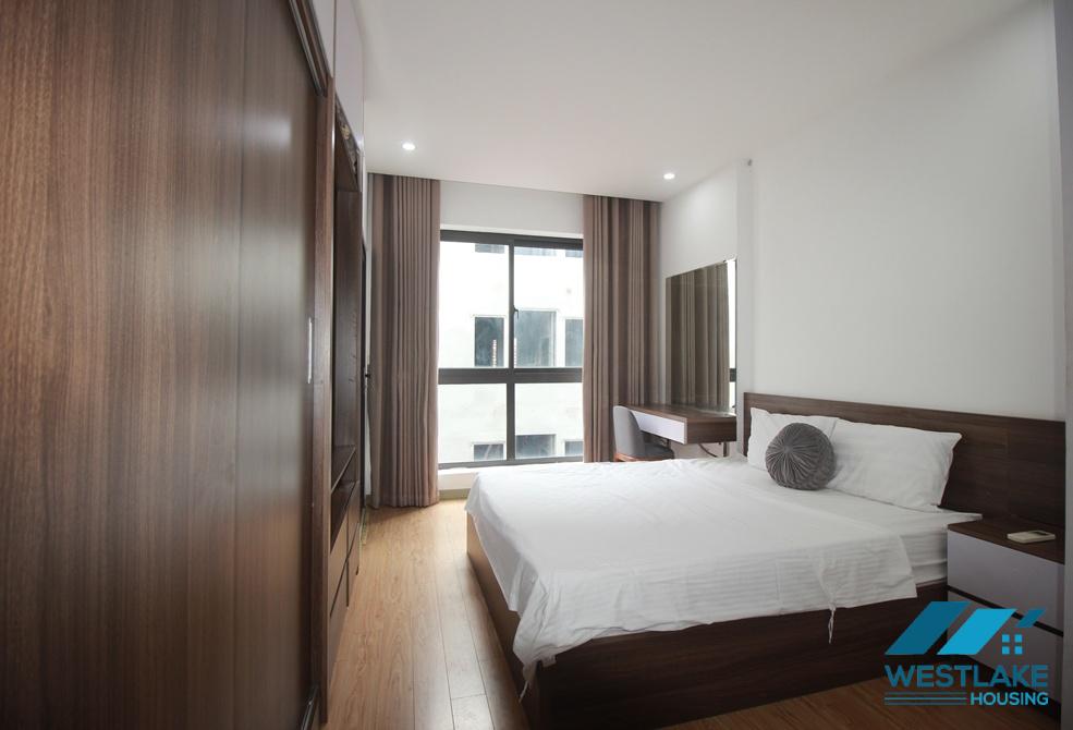 Affordable price 02 bedrooms apartment for rent in Au Co area, Ha Noi