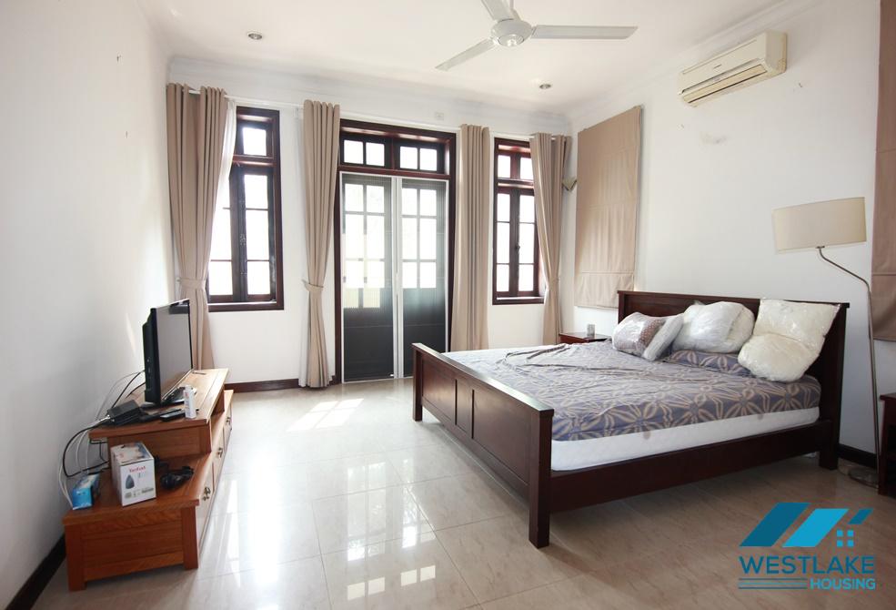 CHO THUÊ NHÀ SÂN VƯỜN ĐẸP  TẠI KHU C CIPUTRA