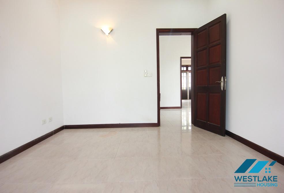 CHO THUÊ NHÀ SÂN VƯỜN ĐẸP  TẠI KHU C CIPUTRA