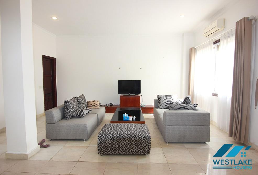 CHO THUÊ NHÀ SÂN VƯỜN ĐẸP  TẠI KHU C CIPUTRA