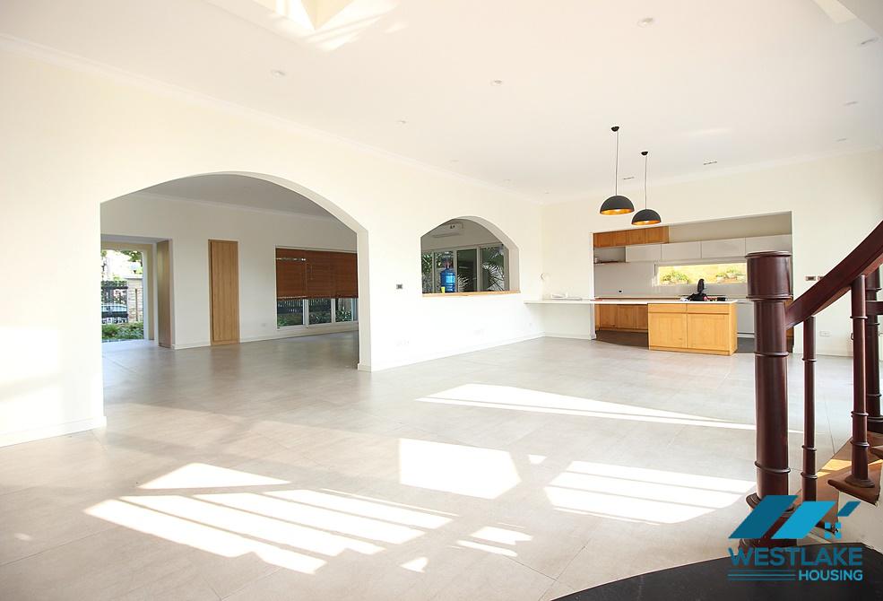 CHO THUÊ NHÀ CAO CẤP – KHU C CIPUTRA – PHÙ HỢP GIA ĐÌNH LỚN