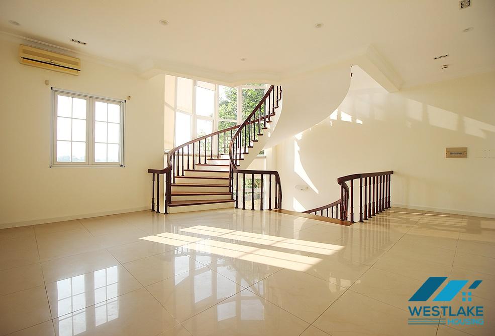 CHO THUÊ NHÀ CAO CẤP – KHU C CIPUTRA – PHÙ HỢP GIA ĐÌNH LỚN