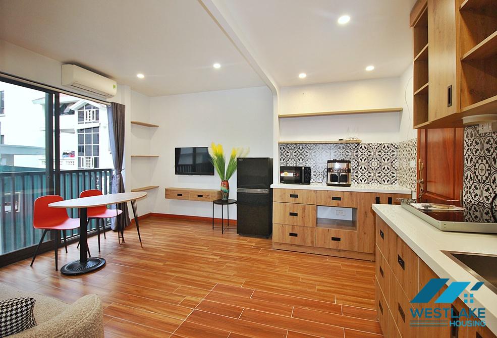 Cho Thuê Căn Hộ Một Phòng Ngủ Mới, Sáng Thoáng Tại Phố Đặng Thái Mai Tây Hồ, Hà Nội.