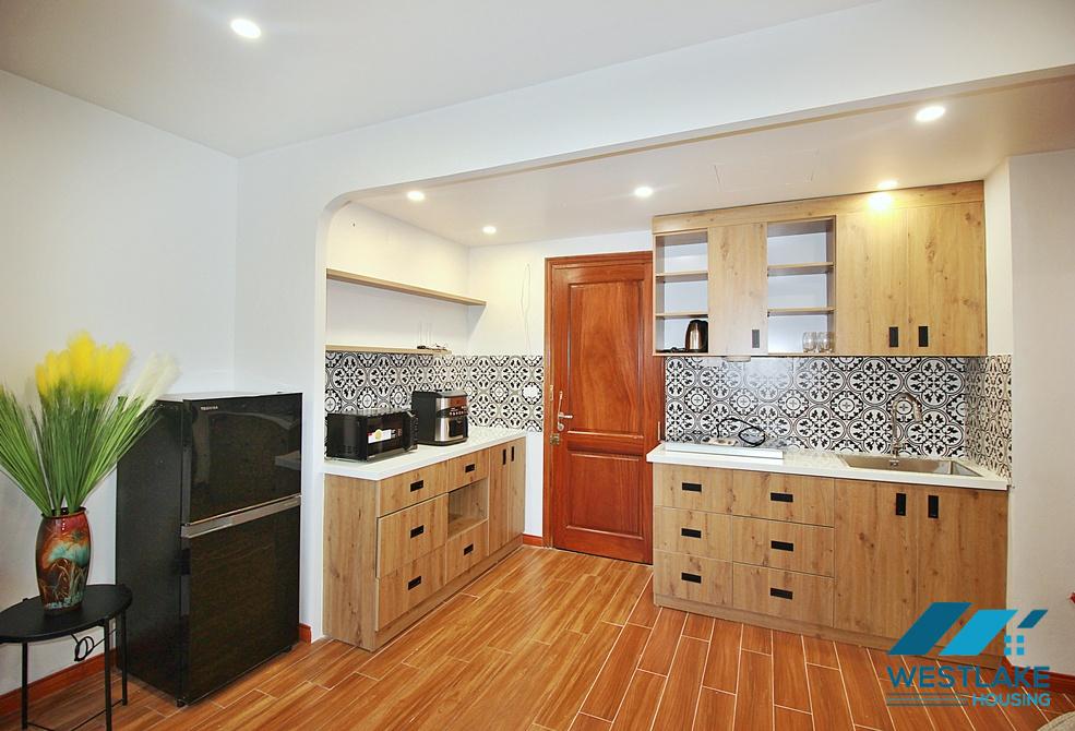 Cho Thuê Căn Hộ Một Phòng Ngủ Mới, Sáng Thoáng Tại Phố Đặng Thái Mai Tây Hồ, Hà Nội.