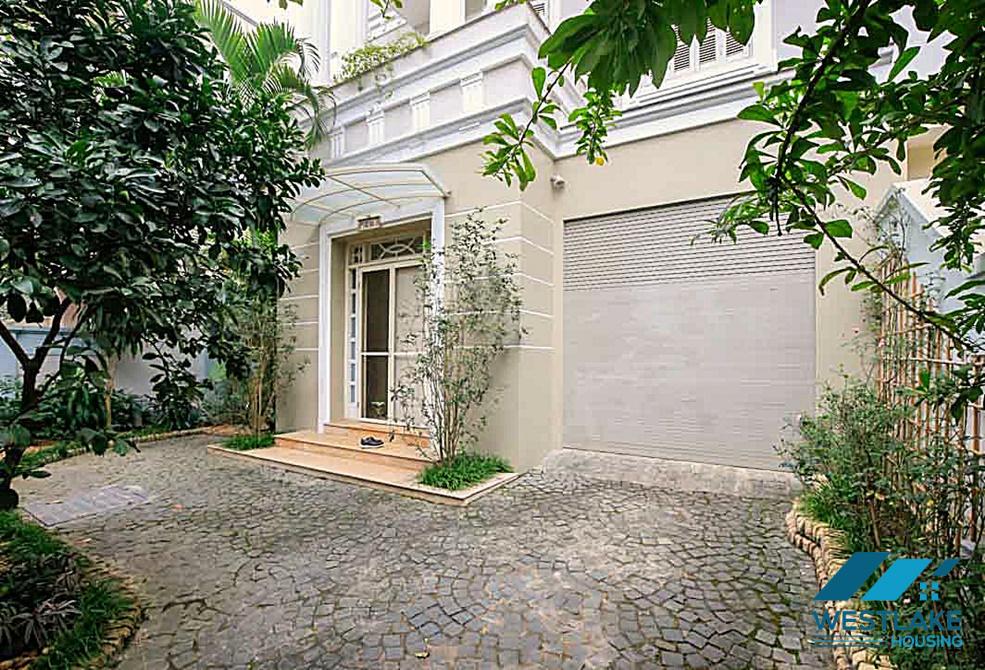 CHO THUÊ BIỆT THỰ 4 PHÒNG NGỦ SANG TRỌNG – KHU C CIPUTRA