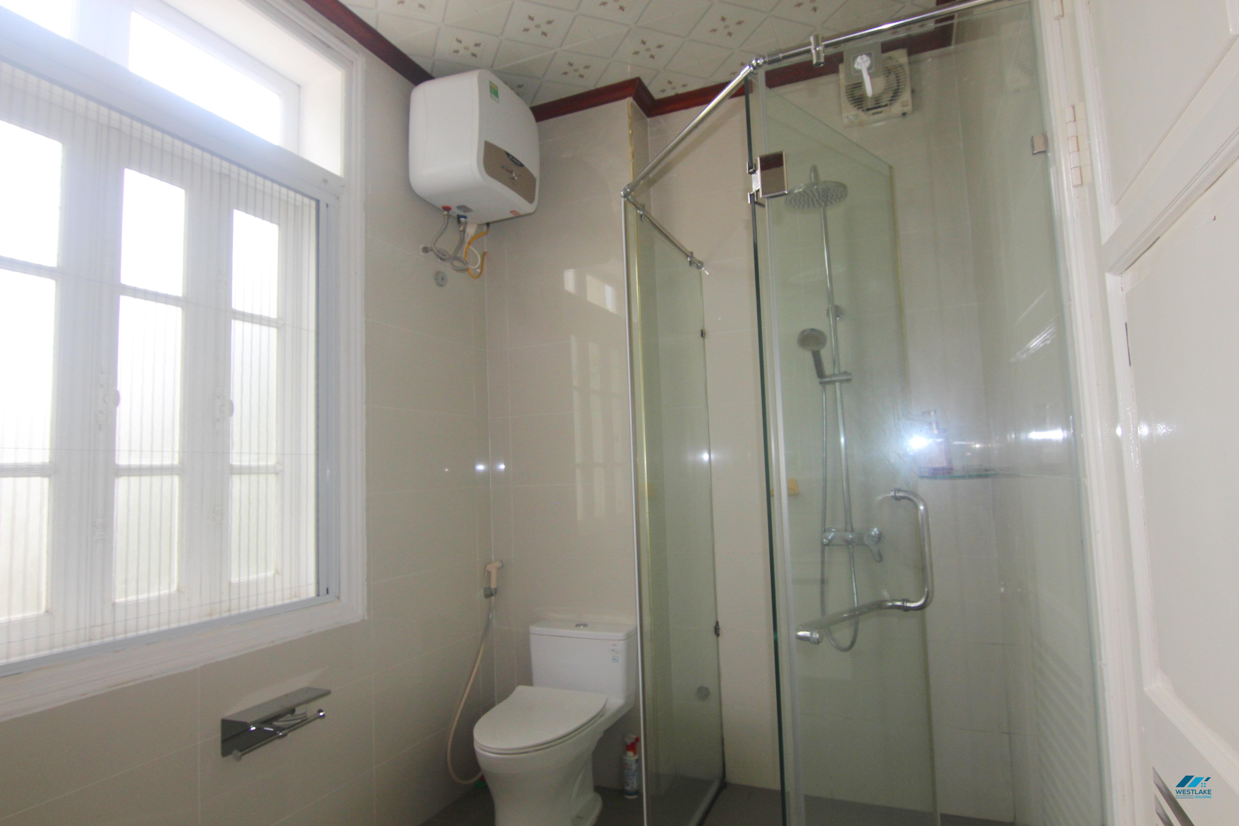 Cho thuê nhà tại Ciputra, Tây Hồ – Vị trí đẹp, gần sân chơi trẻ em