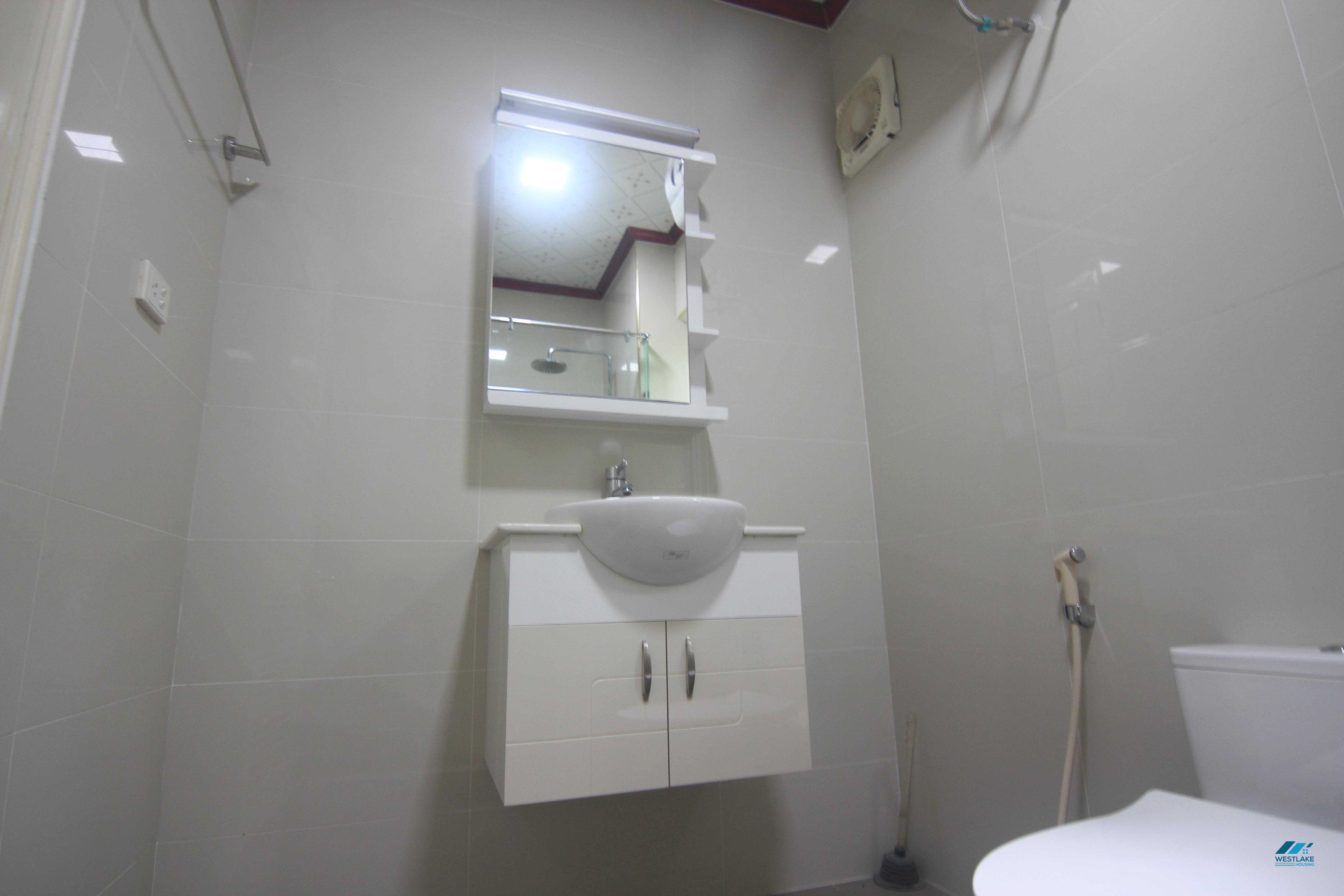 Cho thuê nhà tại Ciputra, Tây Hồ – Vị trí đẹp, gần sân chơi trẻ em