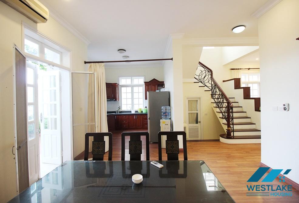 Cho thuê biệt thự đầy đủ nội thất tại khu C – Ciputra, Tây Hồ, Hà Nội