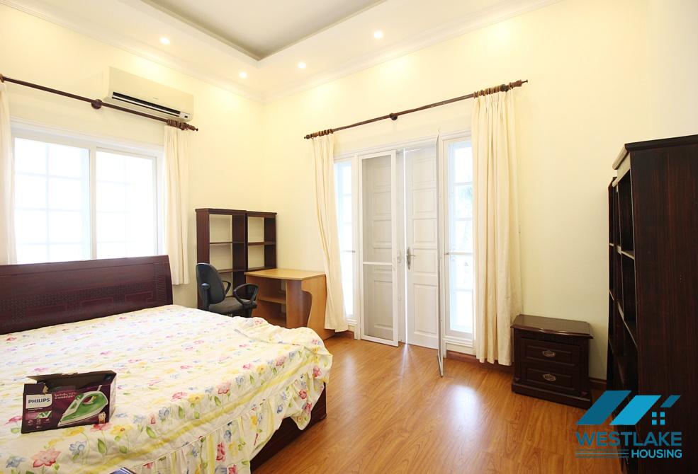 Cho thuê biệt thự đầy đủ nội thất tại khu C – Ciputra, Tây Hồ, Hà Nội