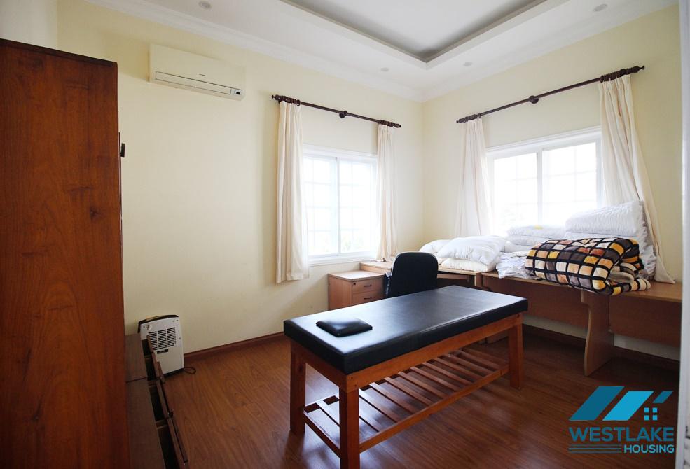 Cho thuê biệt thự đầy đủ nội thất tại khu C – Ciputra, Tây Hồ, Hà Nội