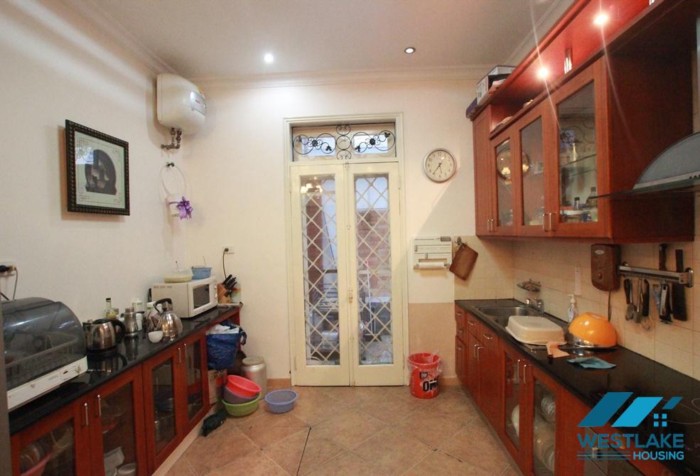 Cho thuê nhà đẹp có hồ bơi riêng tại Ciputra – Tây Hồ, Hà Nội