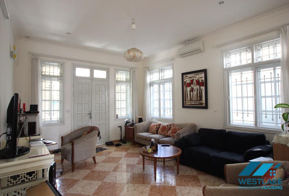 Cho thuê nhà tại Ciputra – Block C, Tây Hồ, Hà Nội. Cho thuê nhà tại Ciputra – Block C, Tây Hồ, Hà Nội.