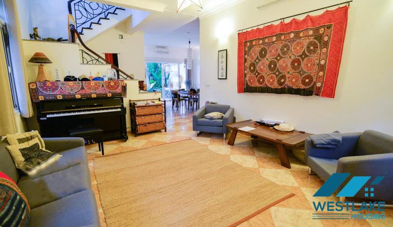 Cho thuê biệt thự đẹp tại khu C – Ciputra, Tây Hồ, Hà Nội. Cho thuê biệt thự đẹp tại khu C – Ciputra, Tây Hồ, Hà Nội.