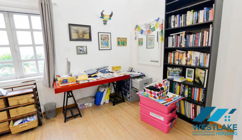 Cho thuê biệt thự đẹp tại khu C – Ciputra, Tây Hồ, Hà Nội. Cho thuê biệt thự đẹp tại khu C – Ciputra, Tây Hồ, Hà Nội.