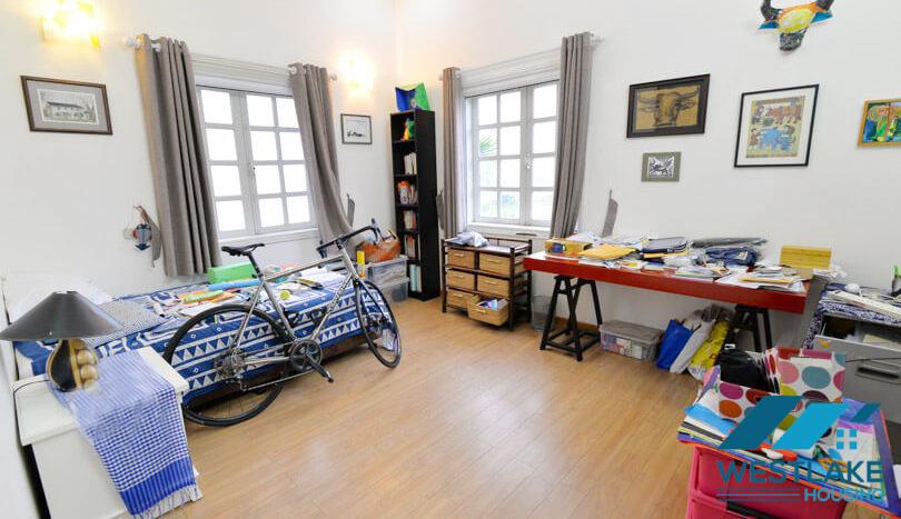 Cho thuê biệt thự đẹp tại khu C – Ciputra, Tây Hồ, Hà Nội. Cho thuê biệt thự đẹp tại khu C – Ciputra, Tây Hồ, Hà Nội.