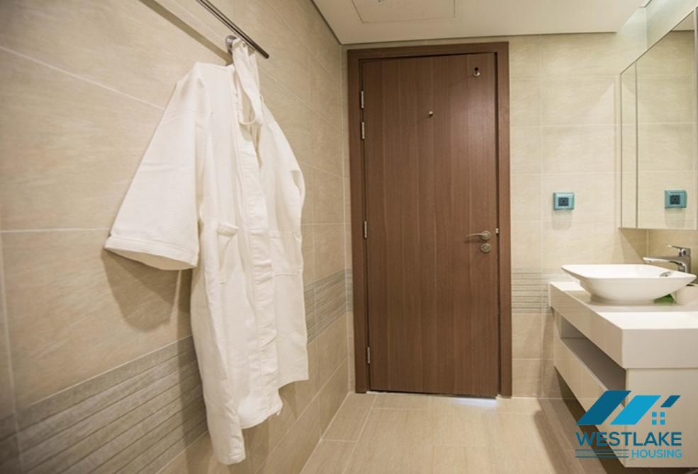 Highfloor 2 bedrooms apt for rent in Vinhomes Metropolis, Ba Dinh, Ha Noi Highfloor 2 bedrooms apt for rent in Vinhomes Metropolis, Ba Dinh, Ha Noi