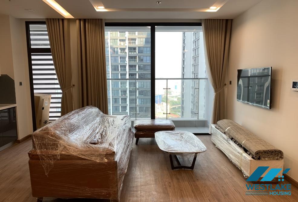 A high-rise apartment with 3 bedrooms for rent in Vinhome Metropolis, Ba Dinh, Ha Noi