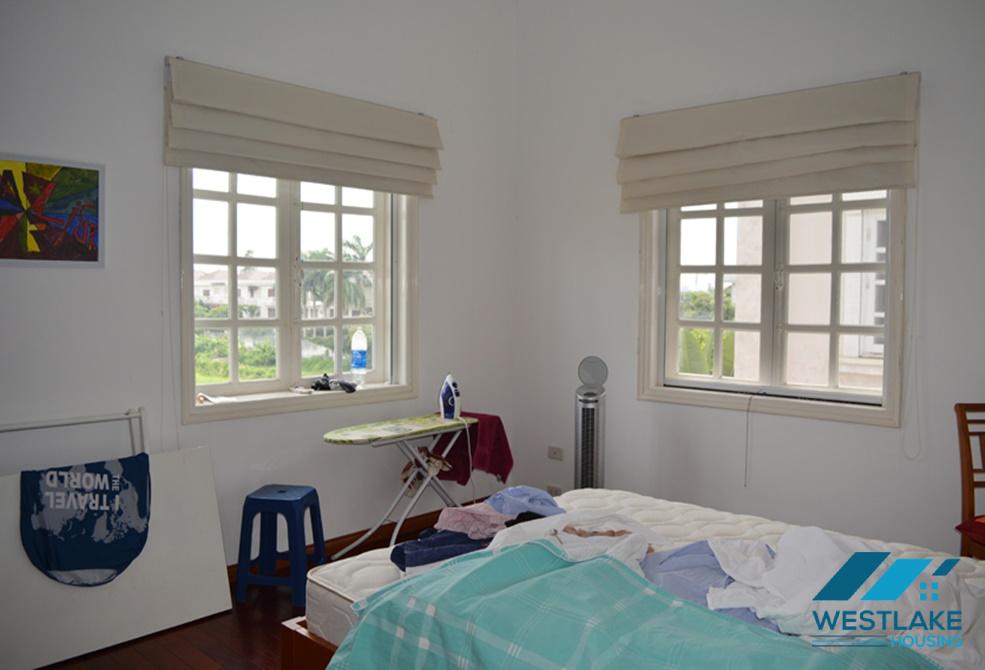 Cho thuê biệt thự thiết kế đẹp, nội thất đầy đủ tại Ciputra – Tây Hồ, Hà Nội