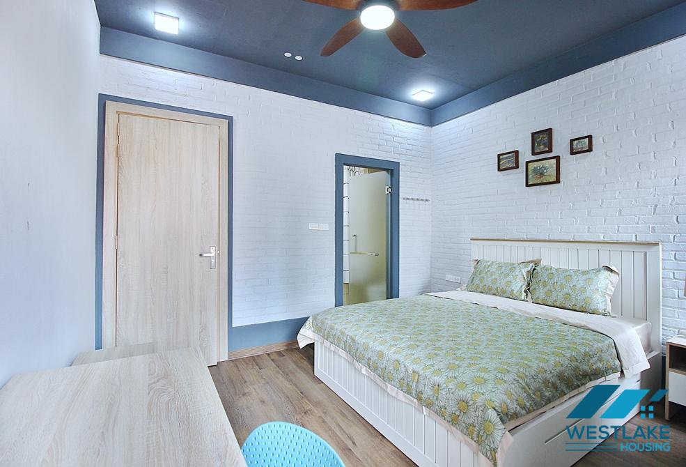 Cho Thuê Căn Hộ 2 Phòng Ngủ Mới Đẹp Sáng Thoáng Tại Phố Trịnh Công Sơn, Tây Hồ, Hà Nội