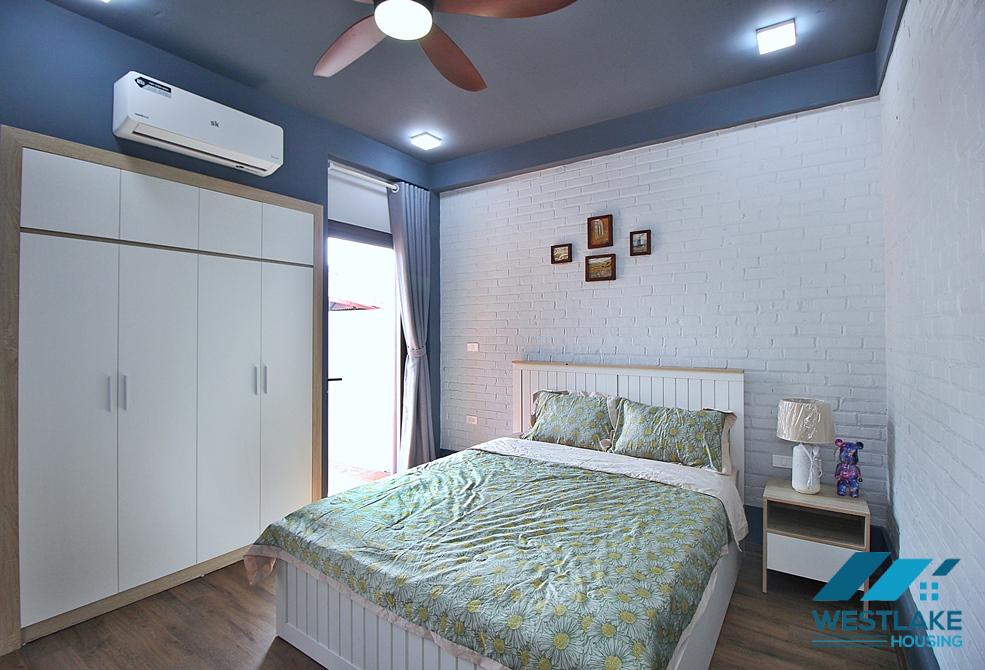 Cho Thuê Căn Hộ 2 Phòng Ngủ Mới Đẹp Sáng Thoáng Tại Phố Trịnh Công Sơn, Tây Hồ, Hà Nội