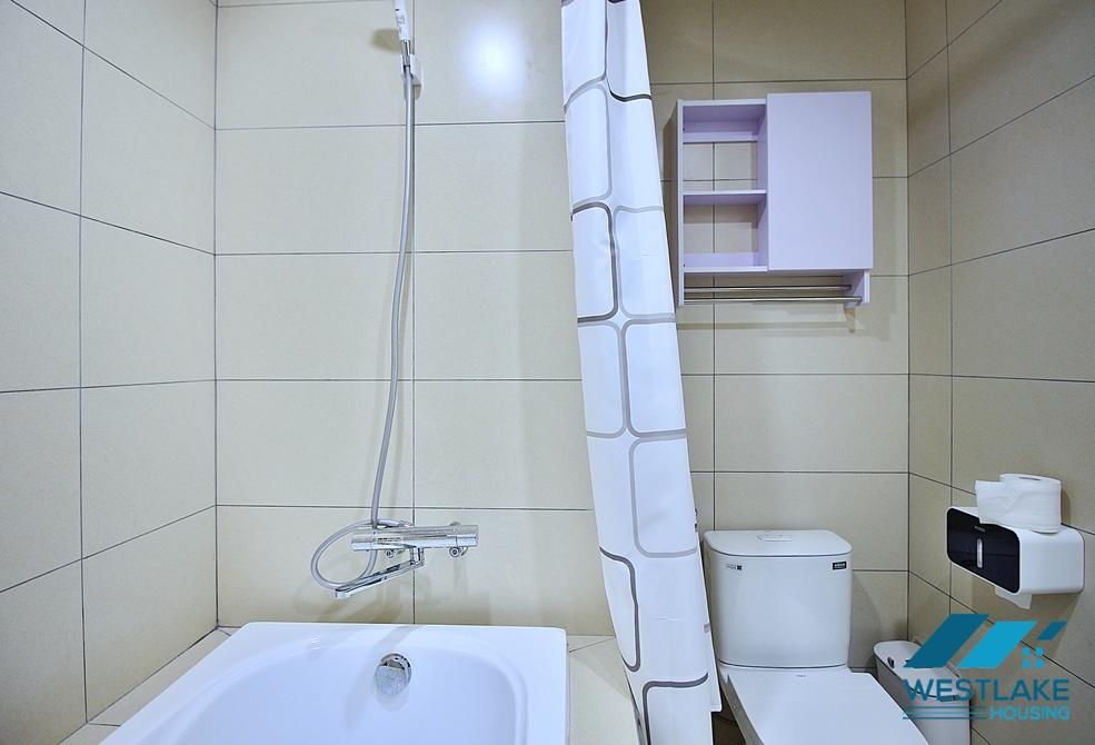 Cho Thuê Căn Hộ 2 Phòng Ngủ Mới Đẹp Sáng Thoáng Tại Phố Trịnh Công Sơn, Tây Hồ, Hà Nội