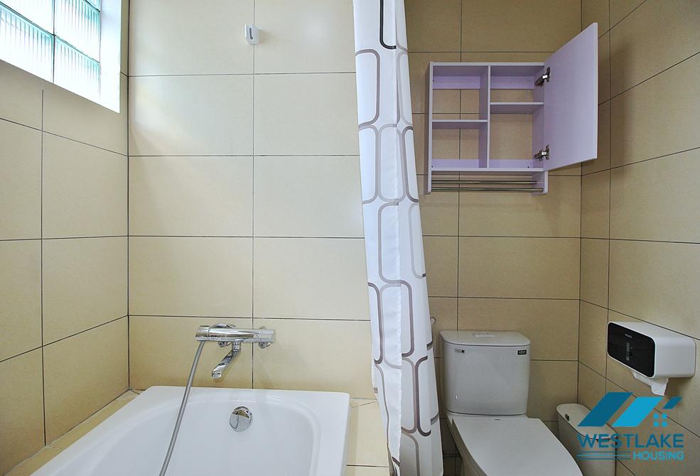 Cho Thuê Căn Hộ 2 Phòng Ngủ Mới Đẹp Sáng Thoáng Tại Phố Trịnh Công Sơn, Tây Hồ, Hà Nội