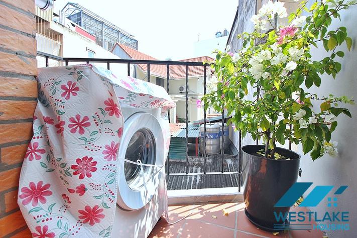 Cho Thuê Căn Hộ 1 Phòng Ngủ  Mới Đẹp Hiện Đại Trên Đường Trịnh Công Sơn, Tây Hồ, Hà Nội.