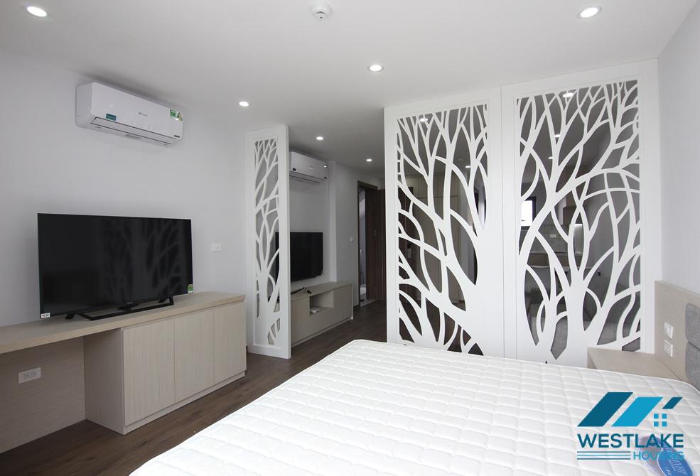 A good studio apartment for rent in Trinh Cong Son area, Tay Ho, Ha Noi