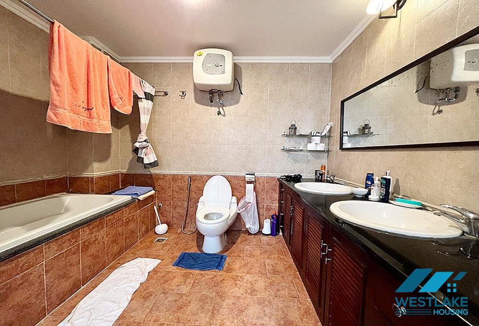 Cho thuê nhà đẹp tại Ciputra – Block C, Quận Tây Hồ, Hà Nội. Cho thuê nhà đẹp tại Ciputra – Block C, Quận Tây Hồ, Hà Nội.