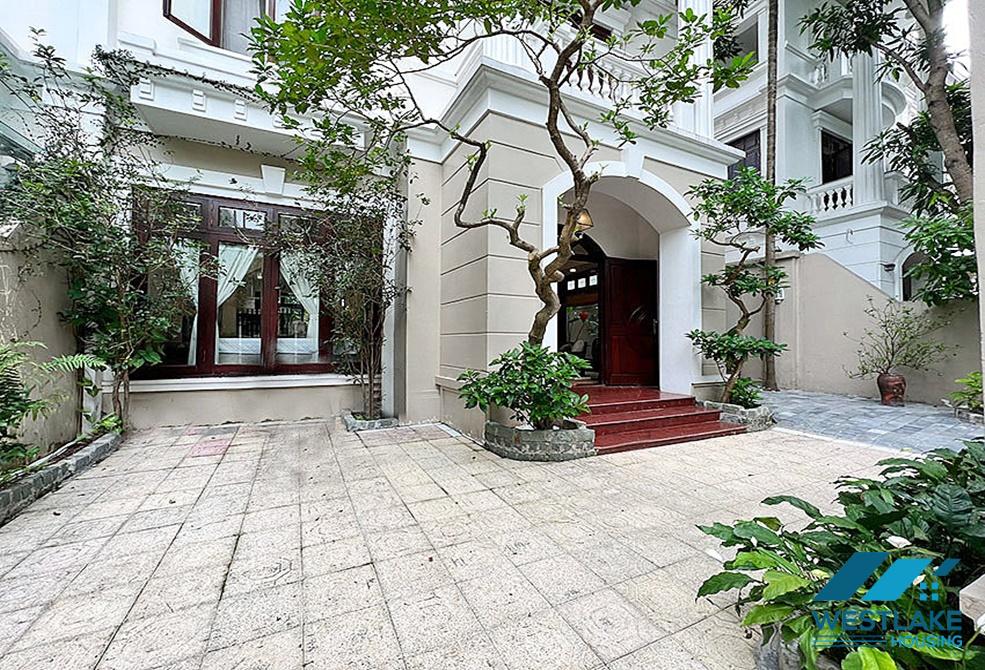 Cho thuê nhà đẹp tại Ciputra – Block C, Quận Tây Hồ, Hà Nội. Cho thuê nhà đẹp tại Ciputra – Block C, Quận Tây Hồ, Hà Nội.