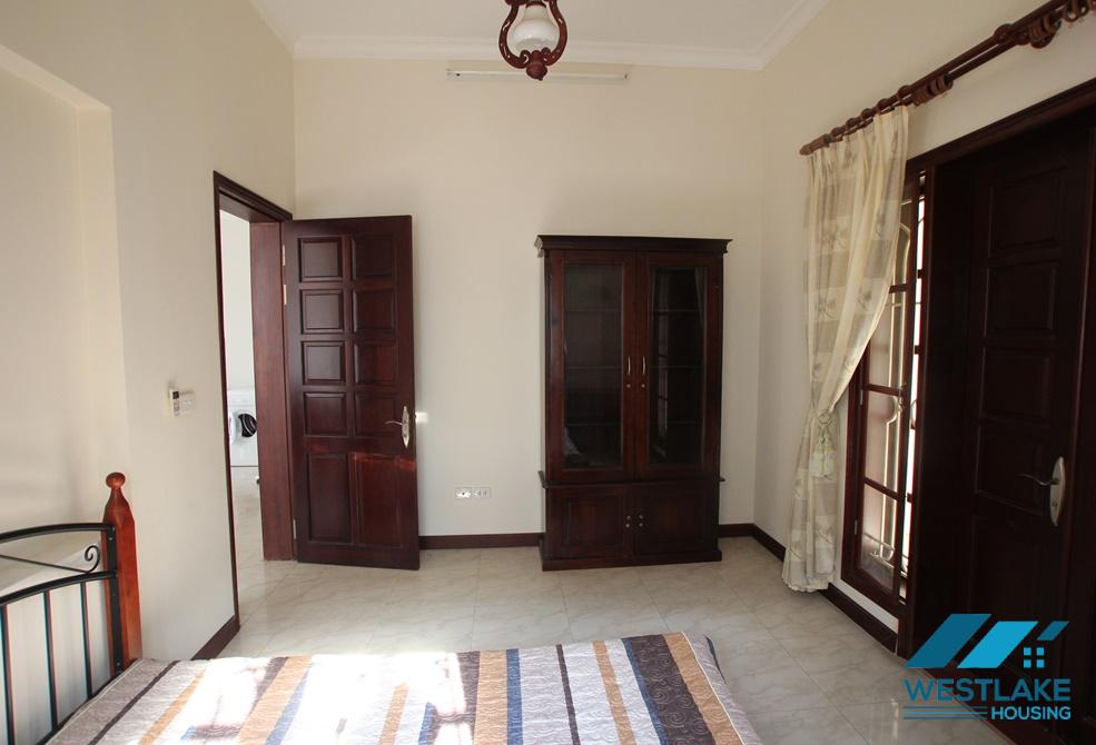 Cho thuê nhà đẹp 3 tầng tại Ciputra – Block C, Tây Hồ, Hà Nội Cho thuê nhà đẹp 3 tầng tại Ciputra – Block C, Tây Hồ, Hà Nội